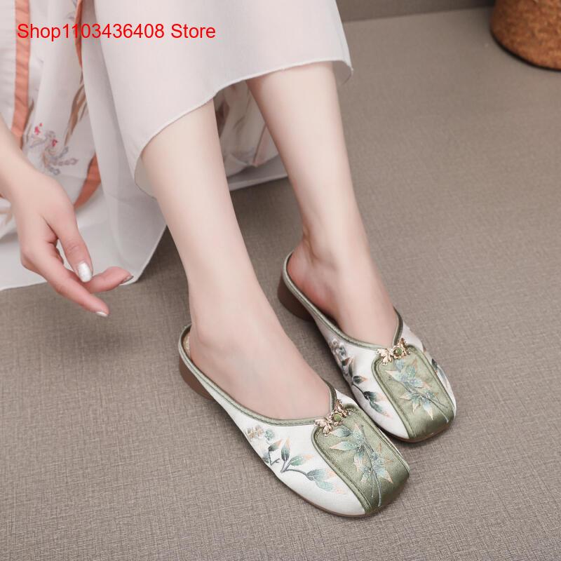 New Embroidered Slippers for H - огляд і ціна New Ethnic Fashion