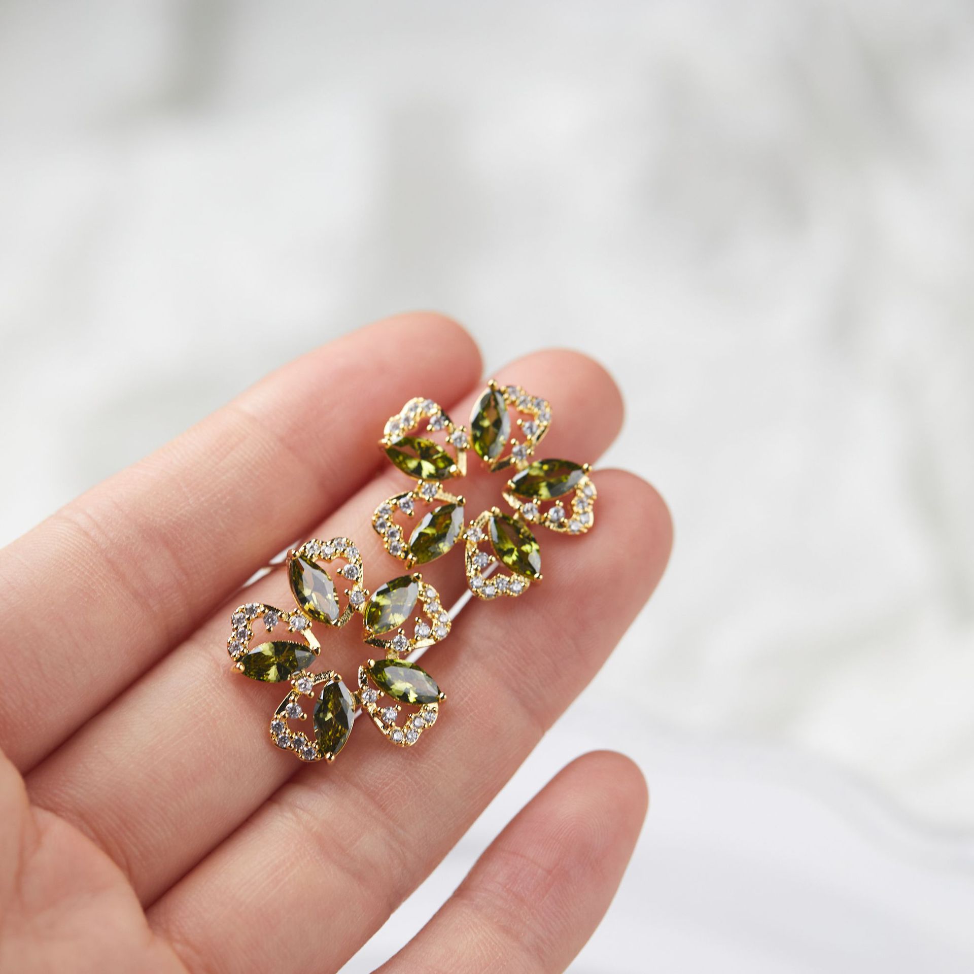 Forest Style Olive Green Zirco - огляд і ціна Ethnic Wear In Fashion